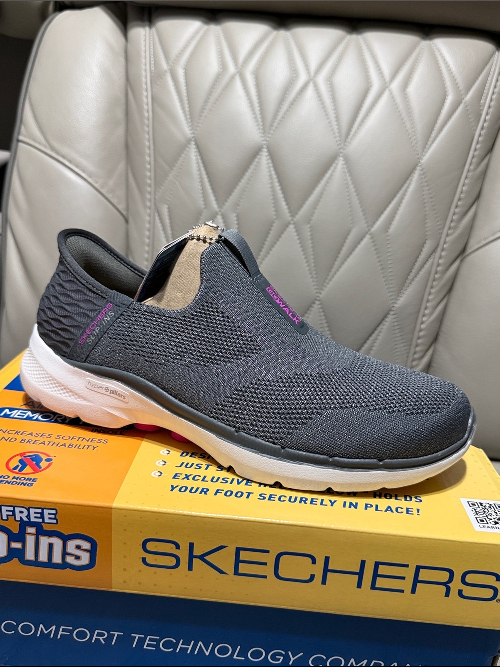 Skechers Womens Slip-On Knit Sneaker in Charcoalwith White Sole and Pink Accents